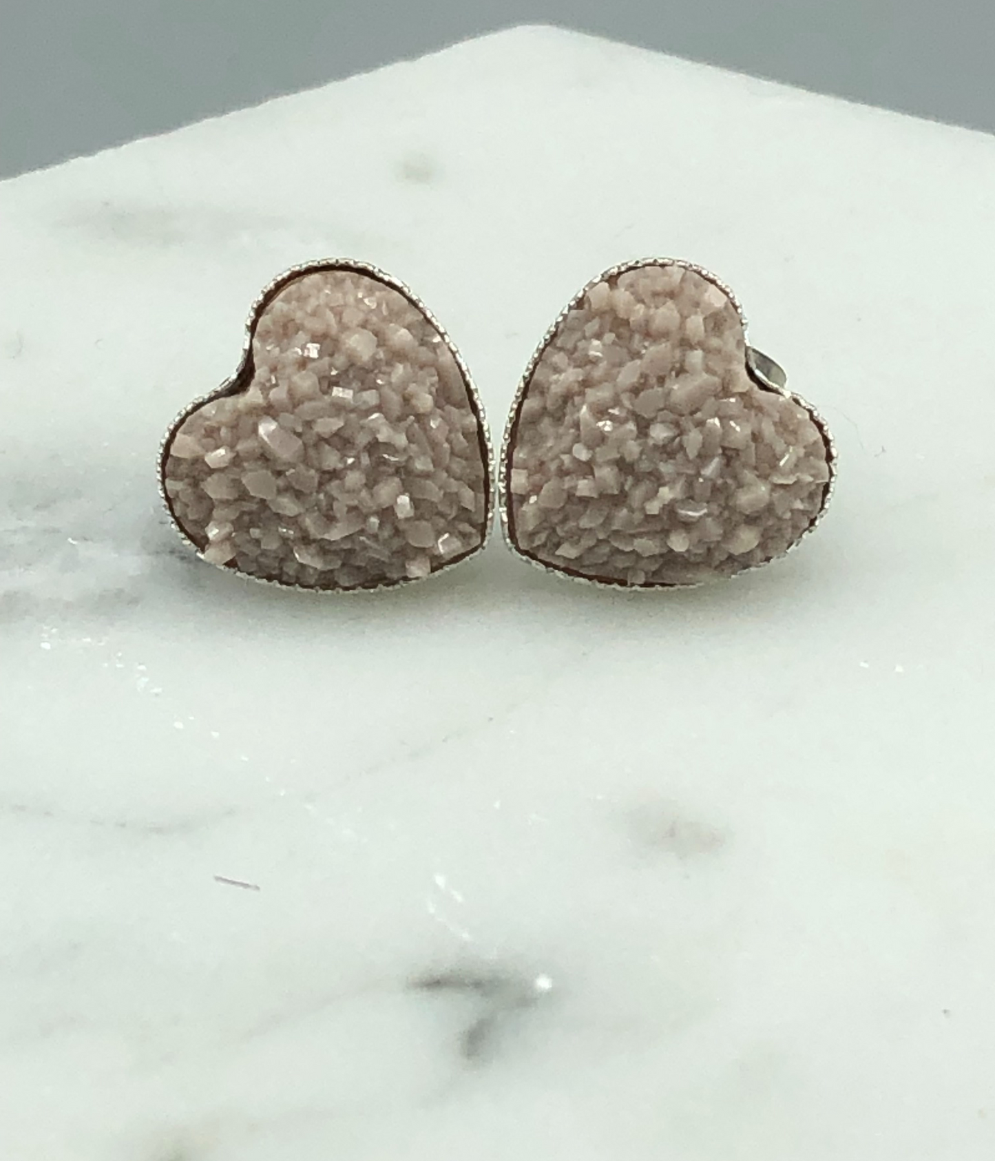 xoxo valentine heart earrings - taupe heart